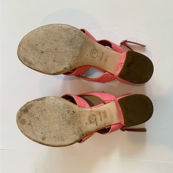 COPY - Chanel Quilted Leather Sandals - Size 37.5 - Picture 7 of 8